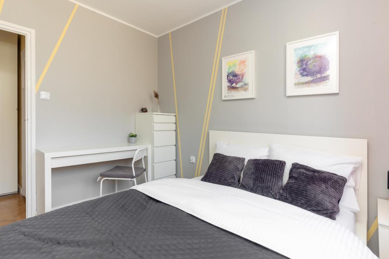 Krasinski Garden 2-Bedroom Apartament 华沙 外观 照片