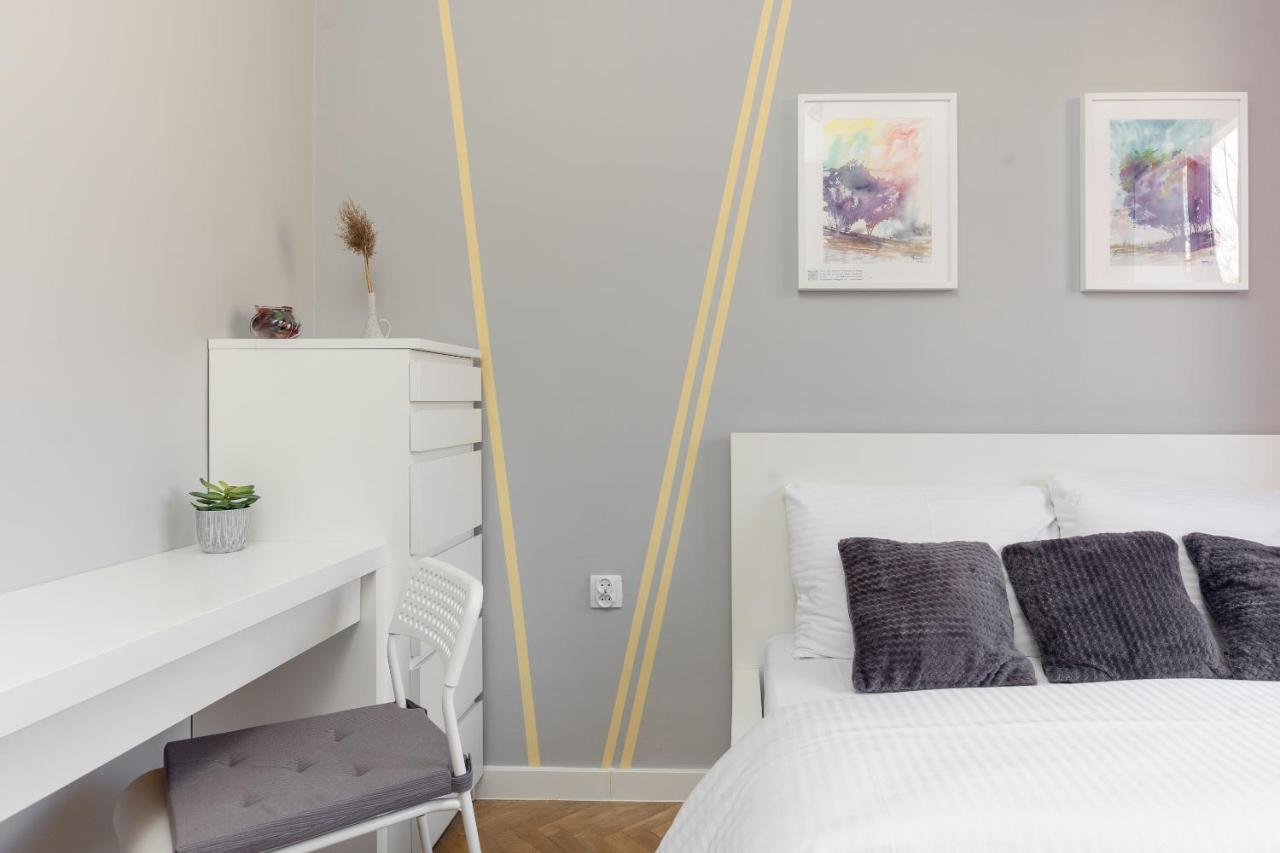 Krasinski Garden 2-Bedroom Apartament 华沙 外观 照片